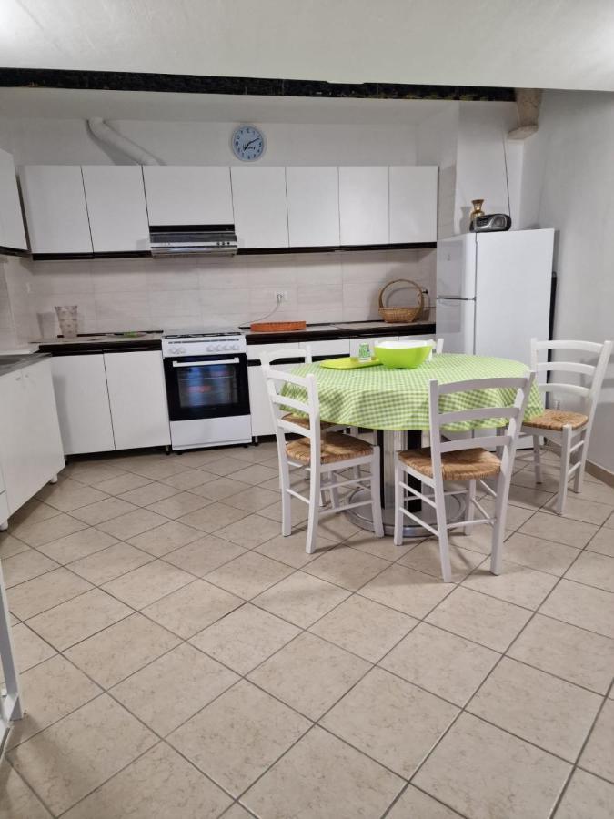 Вілла Casa Scheledd Чистерніно Екстер'єр фото